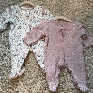 Newborn Bundle set of 4 floral & ruffle footies - mix colors (Sizes 0-3m, 3m)